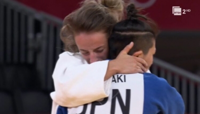 Kosova fiton medalje ari në Lojërat Olimpike. Xhudistja Distria Krasniqi mund japonezen në shtëpinë e saj