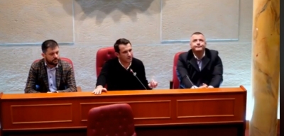 Video që u bë virale në facebook/ &quot;Veliaj, na çliro një ditë të vetme nga neveria!&quot;