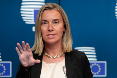 Komisionerja europiane, Mogherini, si Elisa Spiropali e Edi Ramës