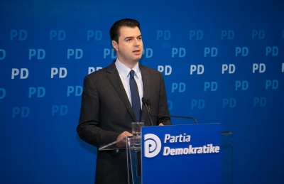 “Drejtori i Policisë Fier gris banderolën e PD kundër bashkëqeverisjes me krimin!”