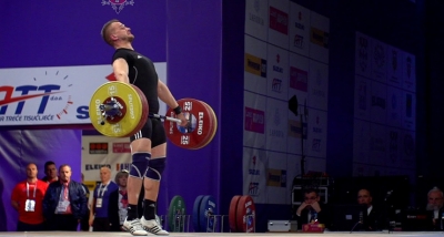 Skandal, peshëngritësi shqiptar rezultoi pozitiv në testin anti doping