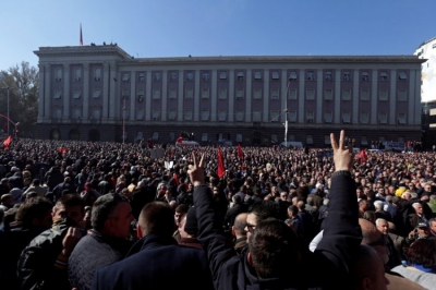 De Spiegel: Shqiptarët janë ngritur kundër qeverisë së inkriminuar të Edi Ramës