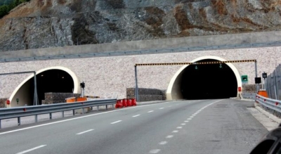 Zbulohet plani, Kosova dhe Mali i Zi do të lidhen me një tunel