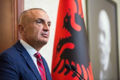 “Vendi po rrëshqet me shpejtësi drejt një junte me ‘grusht të hekurt’”- Presidenti Meta reagon pas raportit të “Freedom House”: Shqiptarët po përgatiten për Referendumin më të rëndësishëm...
