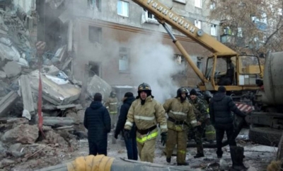 Shkon në 7 numri i viktimave nga shembja e ndërtesave në Rusi, dyshohet se dhjetra të tjerë janë mes rrënojave