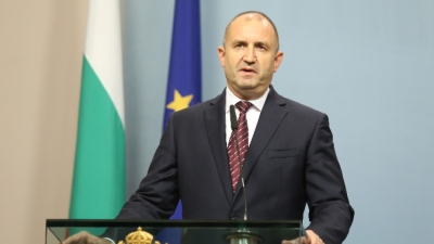 Presidenti i Bullgarisë kërkon dorëheqjen e qeverisë për shkak të sjelljes &#039;mafioze&#039;