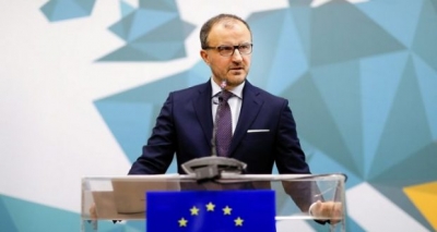 Ambasadori i BE ka një qëndrim ‘të ri’ për krizën: Koha për kompromis mes palëve