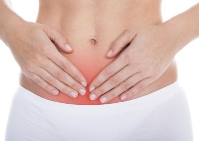 Nënat adoleshente rrezikojnë të kenë menopauzë të hershme
