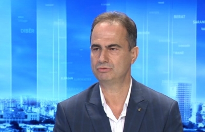 Luçiano Boçi reagon për vrasjen ne Elbasan: Qyteti nën terrorin e bandave, po policia?!