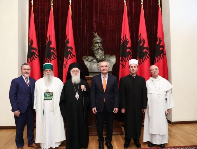 “Kusht i patjetërsueshëm për paqe dhe stabilitetet”, Presidenti Ilir Meta me mesazh të fortë: Për të garantuar një të ardhme më të mirë…