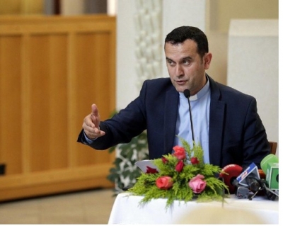 “Faleminderit studentë! Mos u dorëzoni!”