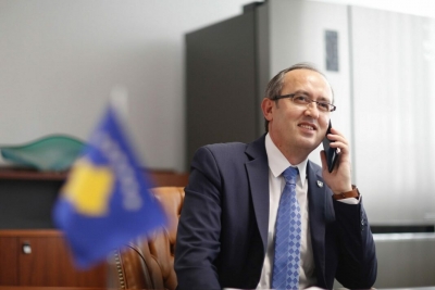Sinjale për njohje?! Hoti bisedë telefonike me kryeministrin e Greqisë: Diskutuam për liberalizimin e vizave dhe…