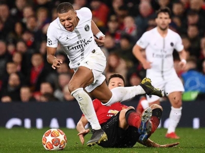 Reali nuk heq dorë nga Mbappe, përgatit strategjinë për ta transferuar në Madrid