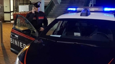 Itali/ Vjedhje si në filma, 2 shqiptarët e pësojnë nga portofoli