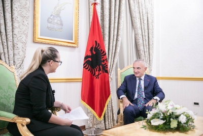 Meta sqaron “betejën” për demokracinë: Qytetarët të marrin në dorë sovranitetin e tyre
