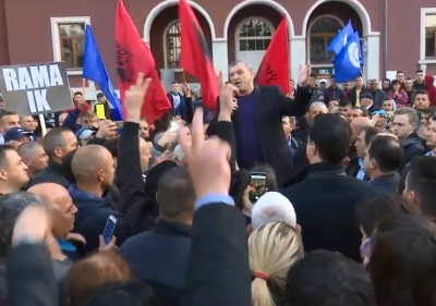 Duka apel shqiptarëve: Të bashkohemi të ndalim të keqen