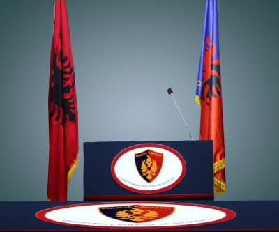 Policia t’i përgjigjet shqiptarëve/ Ku janë kriminelët që do vinin në protestë? A i zutë?