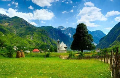 Shtegu më i bukur i Shqipërisë, mbresat e një turisti nga Thethi në Valbonë