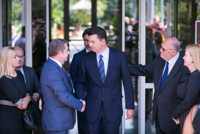 Opozita më e bashkuar se kurrë, edhe çamët heqin dorë nga mandatet