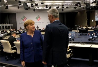 Thaçi takon Merkel: Vizioni i saj, garanci për perspektiven evropiane të Kosovës