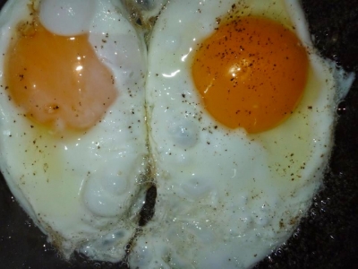 Nuk i keni menduar ndonjëherë gabimet që bëni kur gatuani vezë
