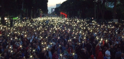 Sonte protesta e madhe e opozitës, për lirinë kundër diktaturës
