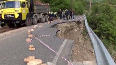 Bulqizë/ Shembet rruga në zonën e parë të minierës