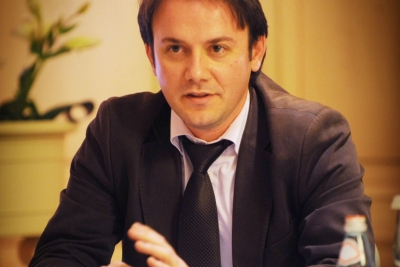 Ca fjalë për Ralf Gjonin ...