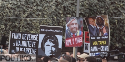 ARD gjermane: Kërkohen zgjedhje të parakohshme. Protesta kundër qeverisë
