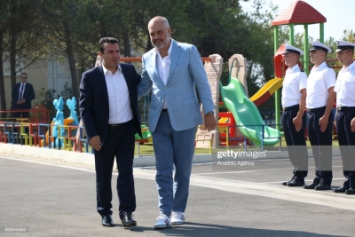 Zaev dorëhiqet nëse nuk hapen negociatat në qershor/ Po Rama?...