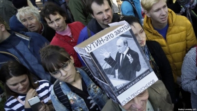 Edhe rusët ngrihen kur u shkelen të drejtat, protesta për pensionin