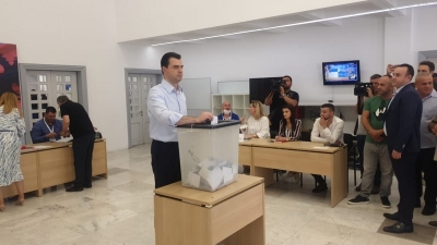 Priti në radhë për të votuar, Basha: Deri në fund beteja për përmbysjen e regjimit te Rames