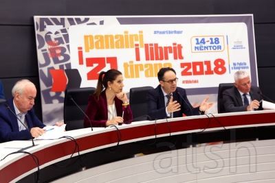 Kumbaro mes botuesve, përgatit qokat e radhës, 500 mijë libra për 300 shkolla