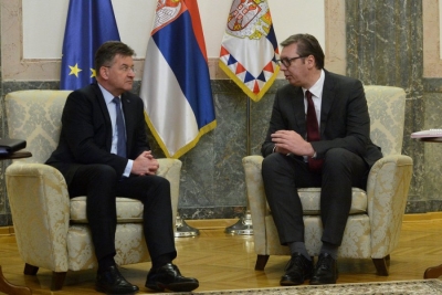 Politikani austriak: Lajçak të japë dorëheqjen, BE të ngrijë negociatat e pranimit me Serbinë