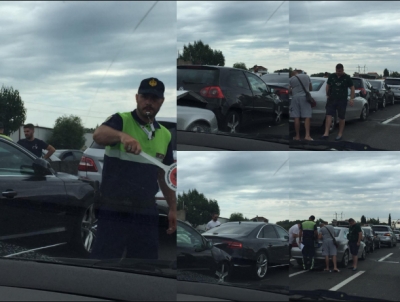 Aksident masiv në autostradën Tiranë-Durrës (FOTO)