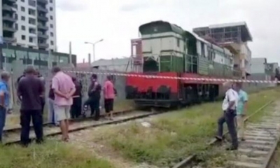 Treni del nga shinat në Fier