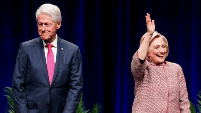 Fillon përplasja brenda demokratëve/ Clintonët mbështesin Kamala Harris, Nancy Pelosi del kundër