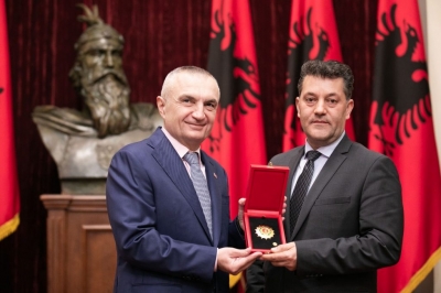 Lufta e Kosovës, Meta dekoron Batalionin ‘Atlantiku’ me Titullin ‘Kalorës i Urdhrit të Flamurit’