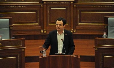 Albin Kurti i përgjigjet LDK-së: Ndryshuat qëndrim për taksën, ta vendosë populli me referendum