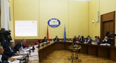 Përjashtimi nga taksa për rrogën, ekspertët kundër propozimit të PS: Bëhet për zgjedhjet