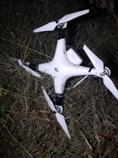Kapet në fluturim droni me drogë në burgun e Shënkollit, arrestohen &quot;mjeshtrat&quot;