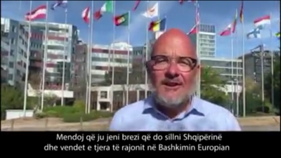 Eurodeputeti Marc Angel mesazh të rinjve të LRI: Koha për një lidership të ri që të sjellë ndryshimin e nevojshëm