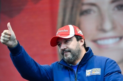 VIDEO/Emocionohet nga flamuri kuqezi, Salvini bën deklaratën e fortë për shqiptarët