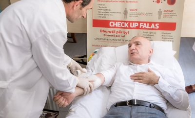 Dita Botërore e Talasemisë, Presidenti Meta dhuron gjak