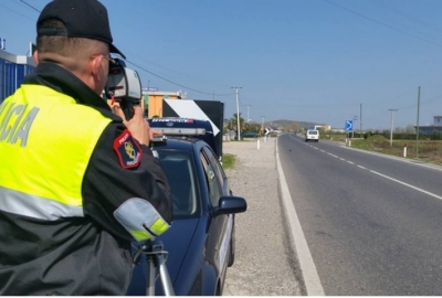 Denoncim, Radarët e shpejtësisë së policisë rrugore jashtë parametrave