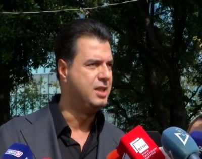 Basha bashkon votat me Ramën edhe për të marrë miliona euro borxh për mbetjet