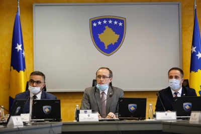 Vizita e Grenell, Hoti mbledh kabinetin qeveritar të Kosovës