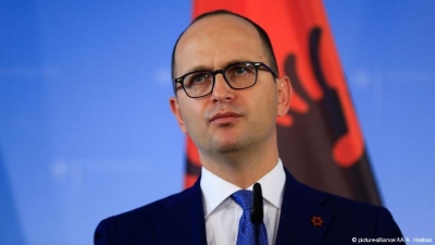 Ditmir Bushati kujton Migjenin dhe bën thirrje për &quot;zgjim&quot;