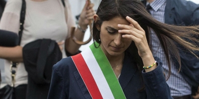 Kryebashkiakja e Romës rrezikon dënimin me burg
