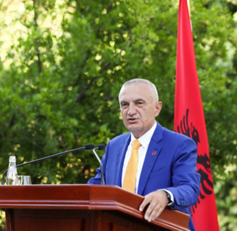 “Të reflektojmë”, mesazhi i Metës: Shqipëria potenciale të jashtëzakonshme, t’i japim frymëmarrje turizmit